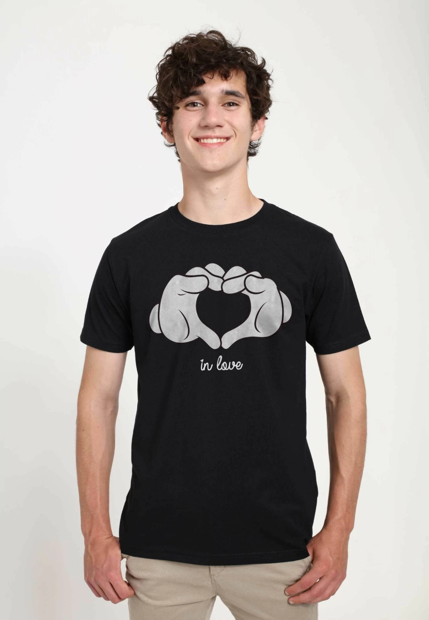 Disney Mickey Classic Glove Heart Unisex - T-Shirt Print - Black